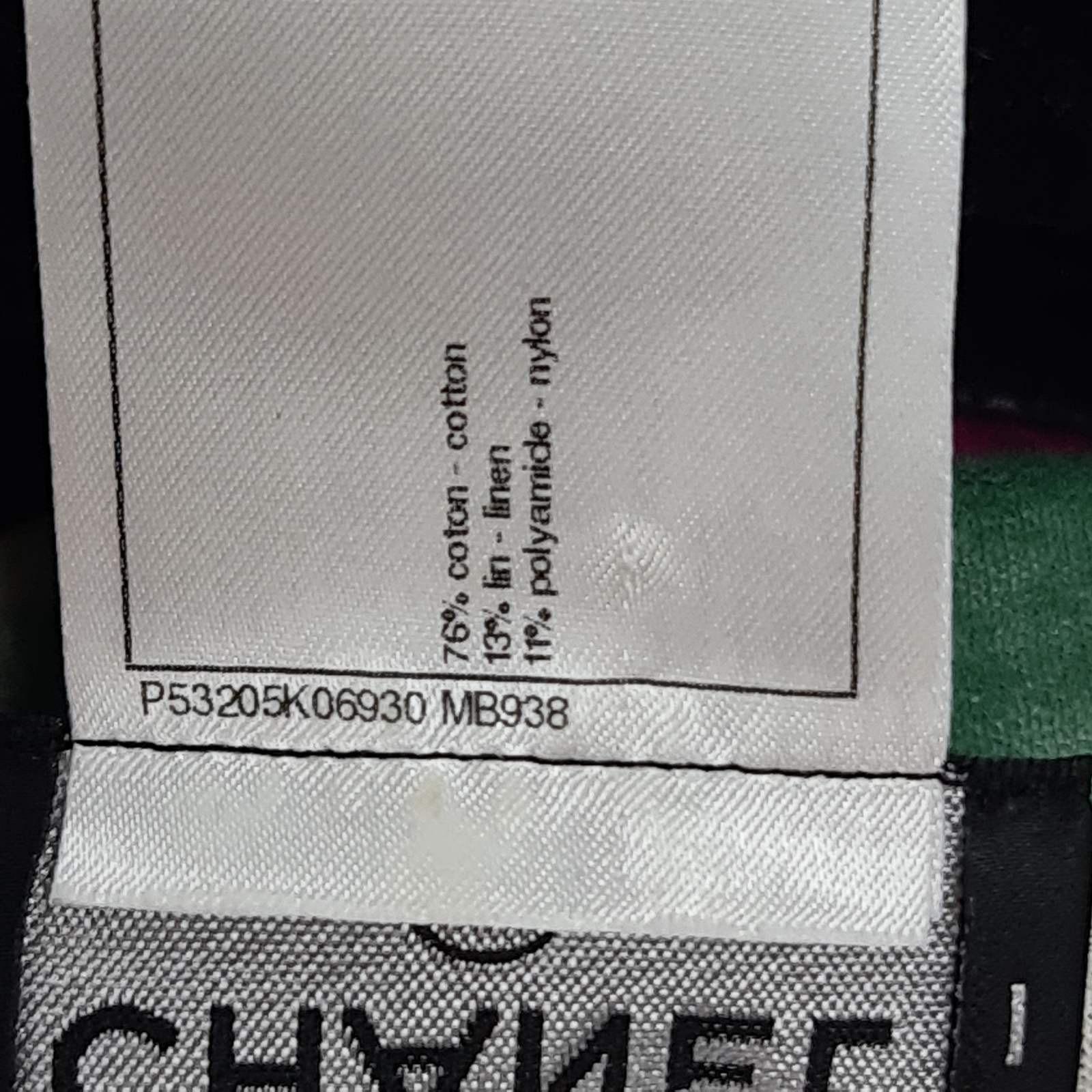 Chanel Mehrfarbiges abstrakt bedrucktes Rollkragenpullover-Oberteil aus Strick im Angebot 2