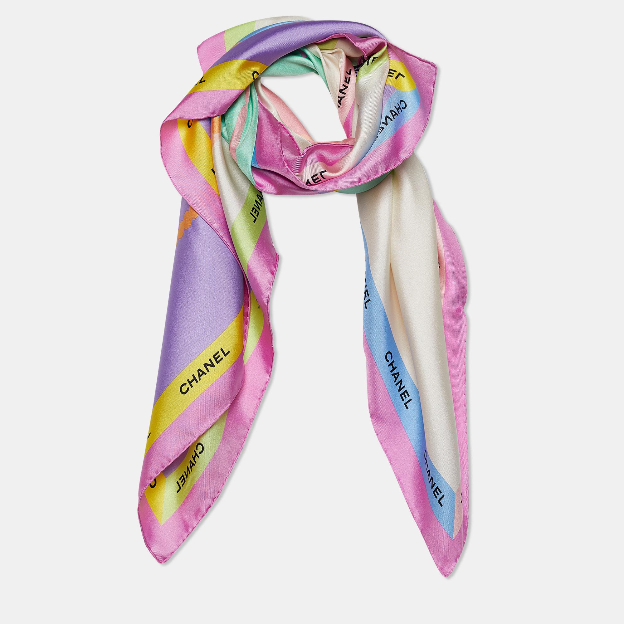 The perfect punctuation to your stylish look will be this Chanel scarf! It has been stitched using soft silk and adorned with Chanel handbag prints for a signature touch. Wrap it around your neck to accessorize the chic way!

