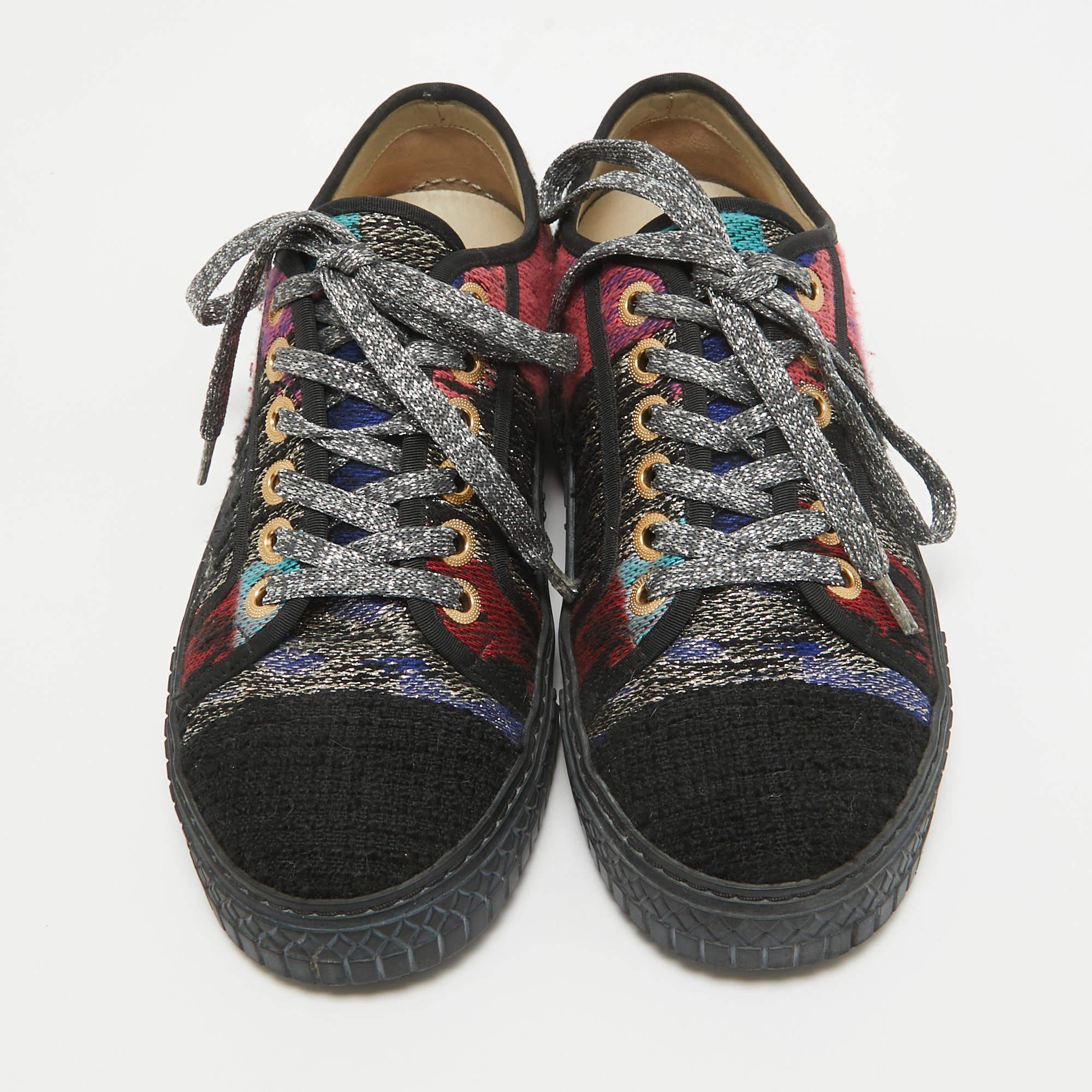 Black Chanel Multicolor Canvas and Tweed Lace Up Sneakers Size 37 For Sale