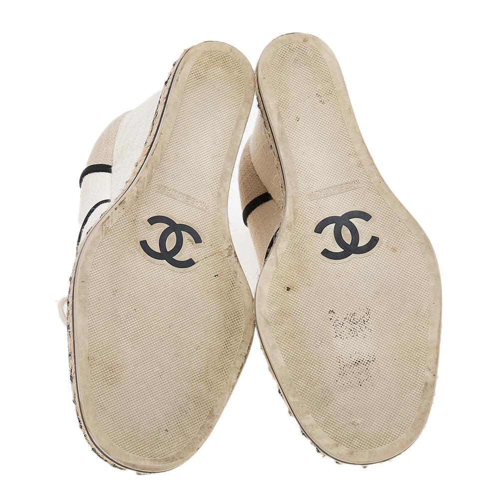 Chanel Multicolor Canvas CC Wedge Sneakers Size 36.5 In Good Condition In Dubai, Al Qouz 2