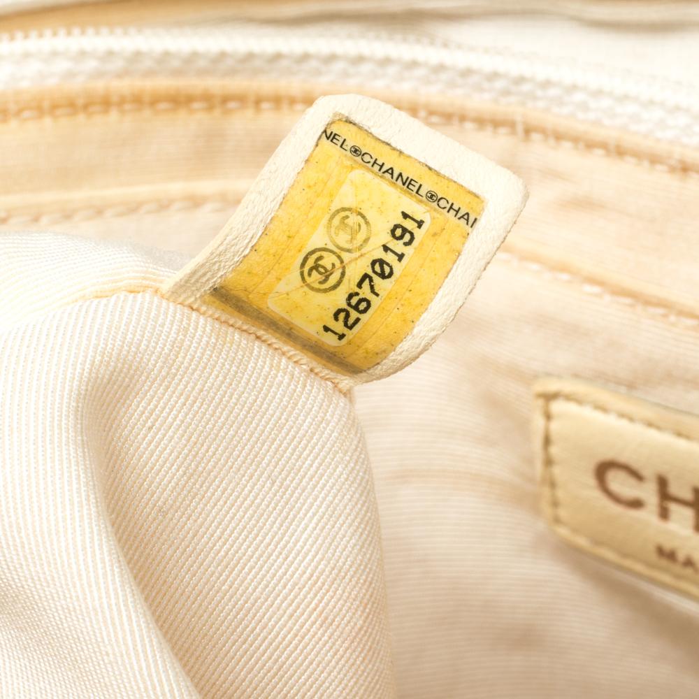 Women's Chanel Multicolor Jersey Fabric Jumbo Reissue 2.55 Classic 227 Flap Bag