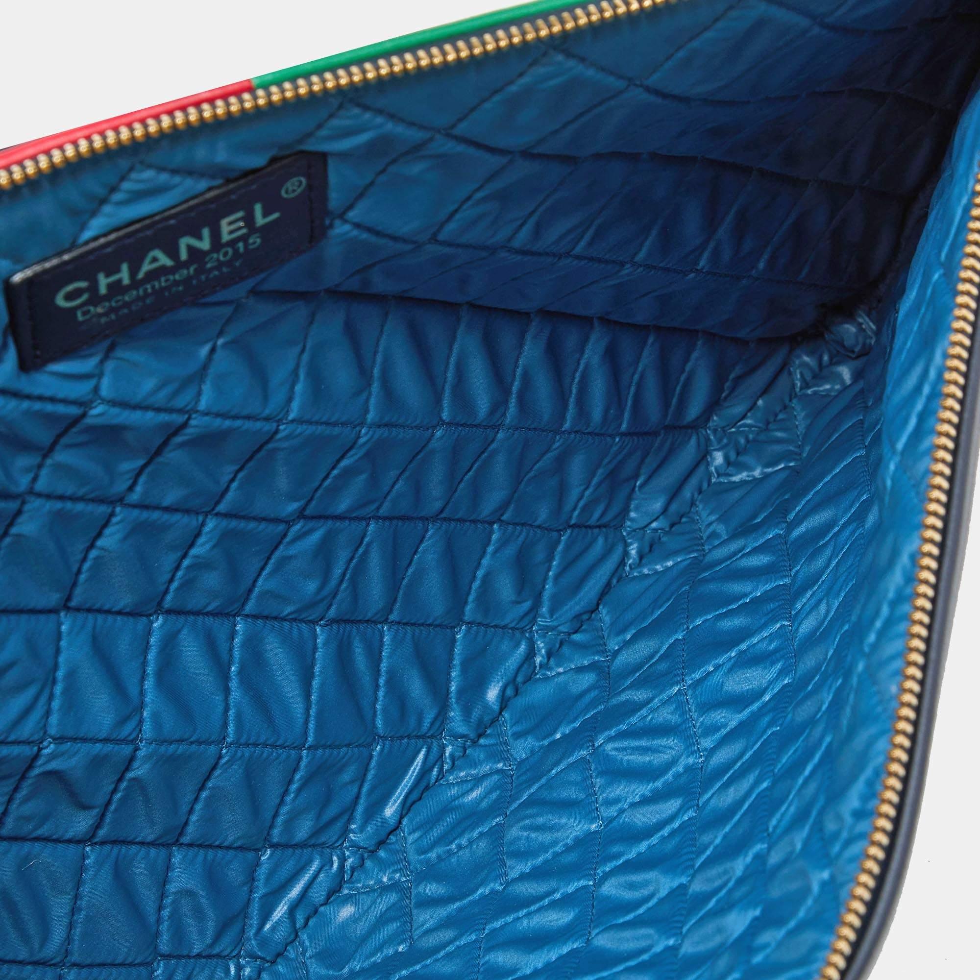 Pochette O-Case CC patchwork en cuir multicolore Chanel en vente 1