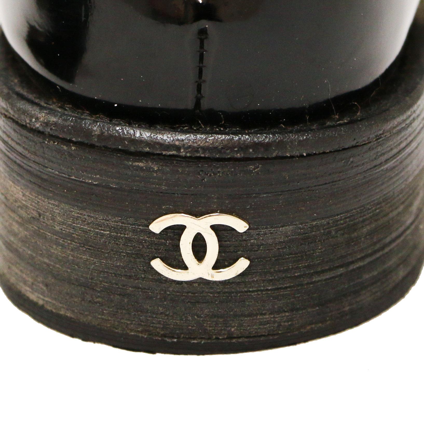 CHANEL Mehrfarbige Loafers Größe 36 FR im Angebot 2