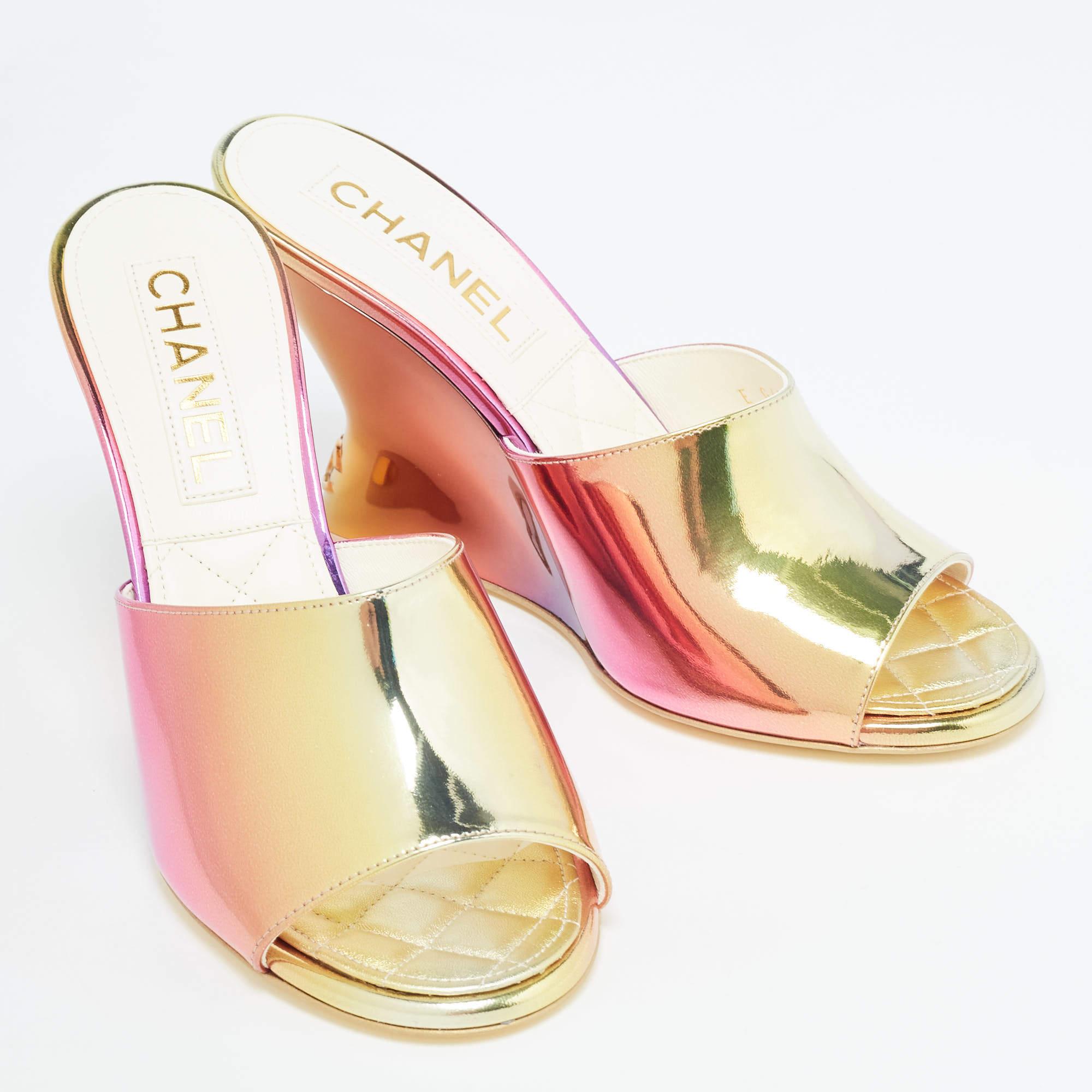 Chanel Multicolor Mirror Leather CC Wedge Open Toe Slide Sandals Size 38 2