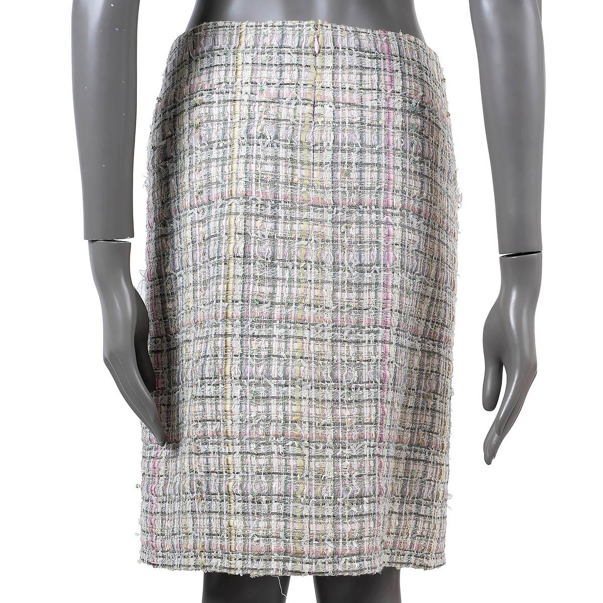 Women's CHANEL multicolor pastel 2005 05P FRINGE TWEED Skirt 36 XS For Sale