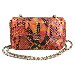 Chanel Mini Bolso Solapa Pitón Multicolor