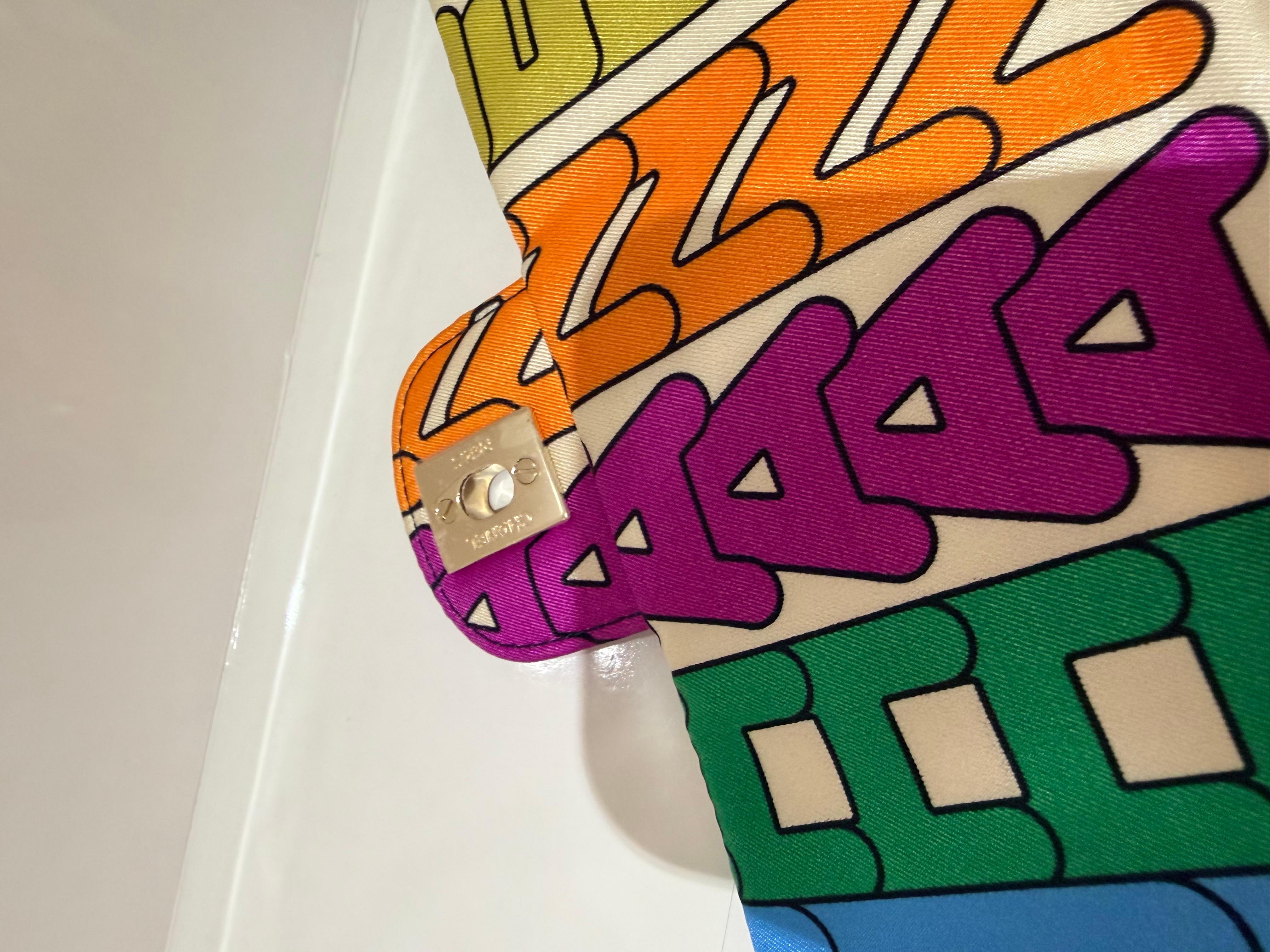 Chanel Multicolor Rainbow Logo Medium Flap Bag Nylon Light Gold Hardware en vente 6