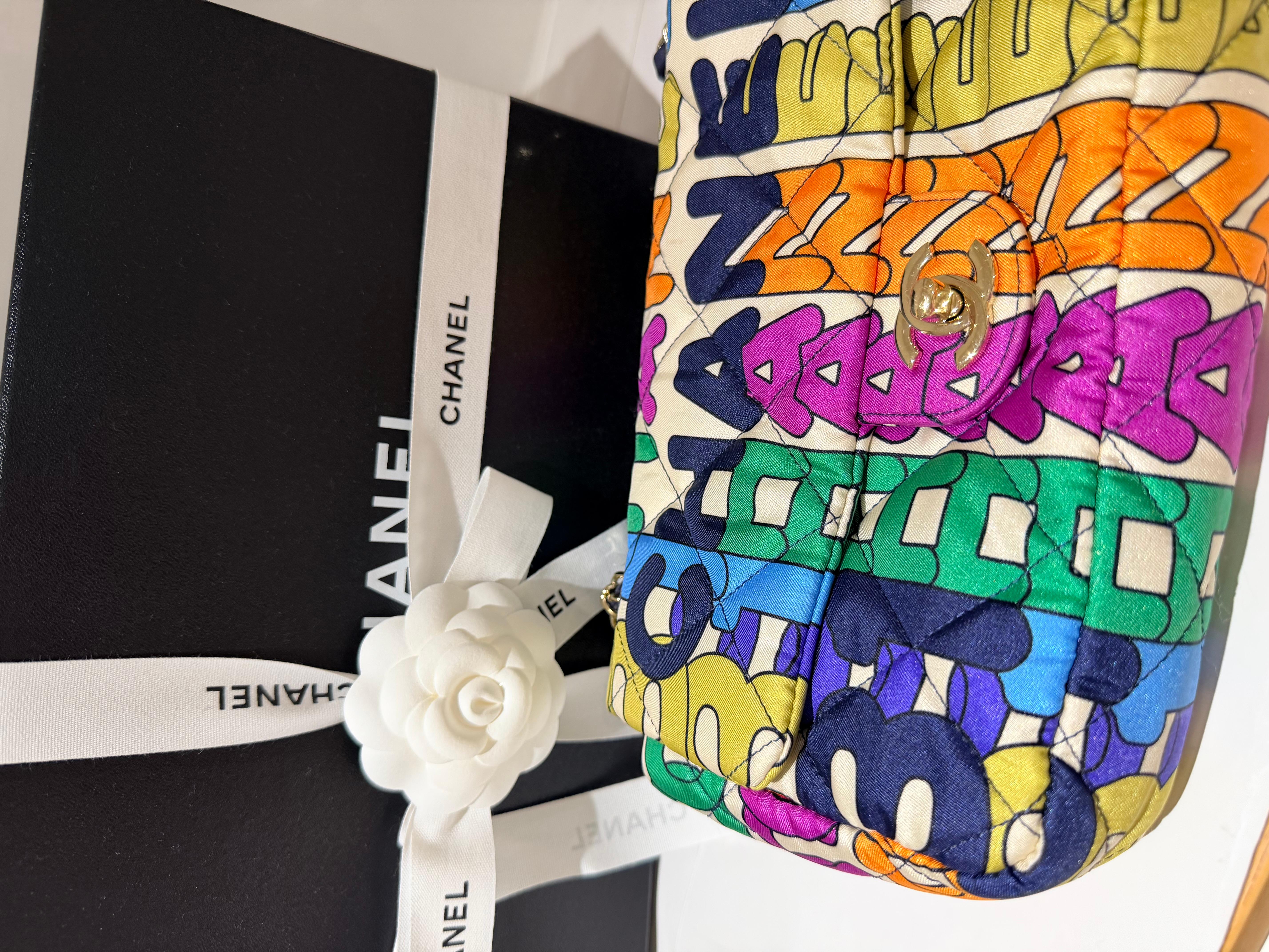 Chanel Multicolor Rainbow Logo Medium Flap Bag Nylon Light Gold Hardware Excellent état - En vente à London, England