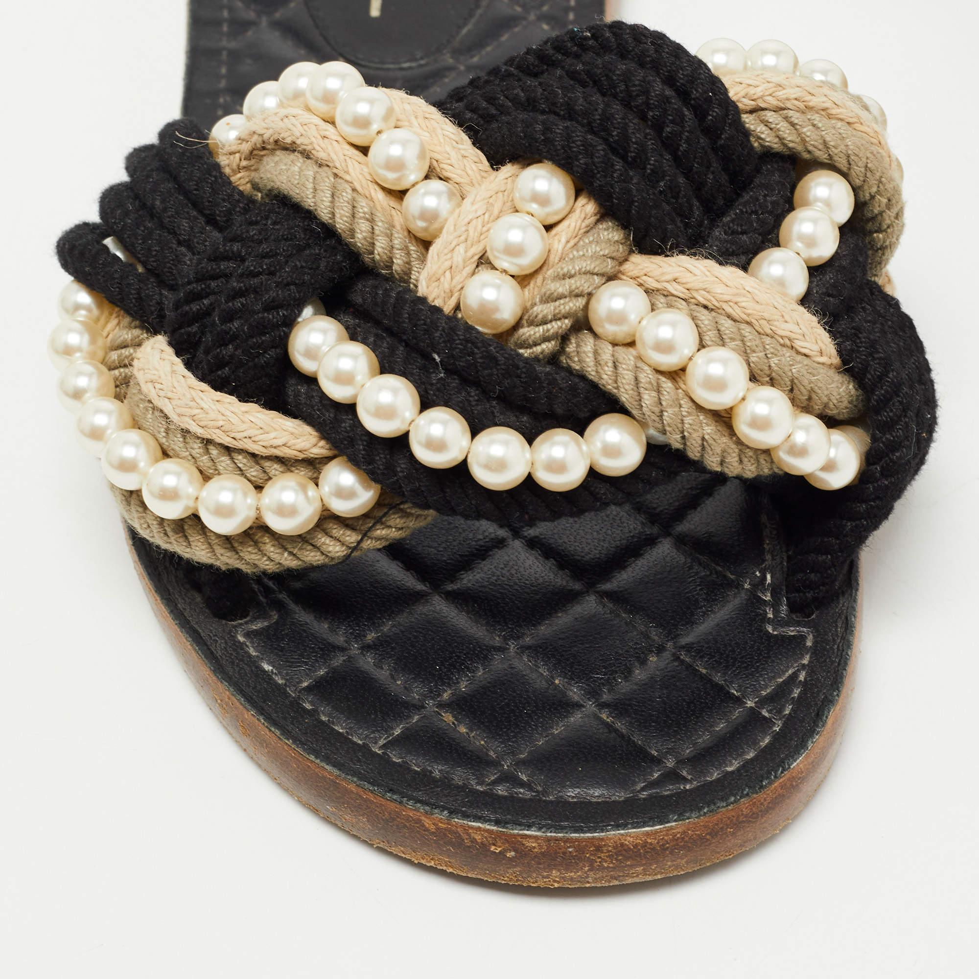 Chanel Multicolor Rope With Faux Pearls Cuba Slide Sandals Size 37 In Good Condition In Dubai, Al Qouz 2