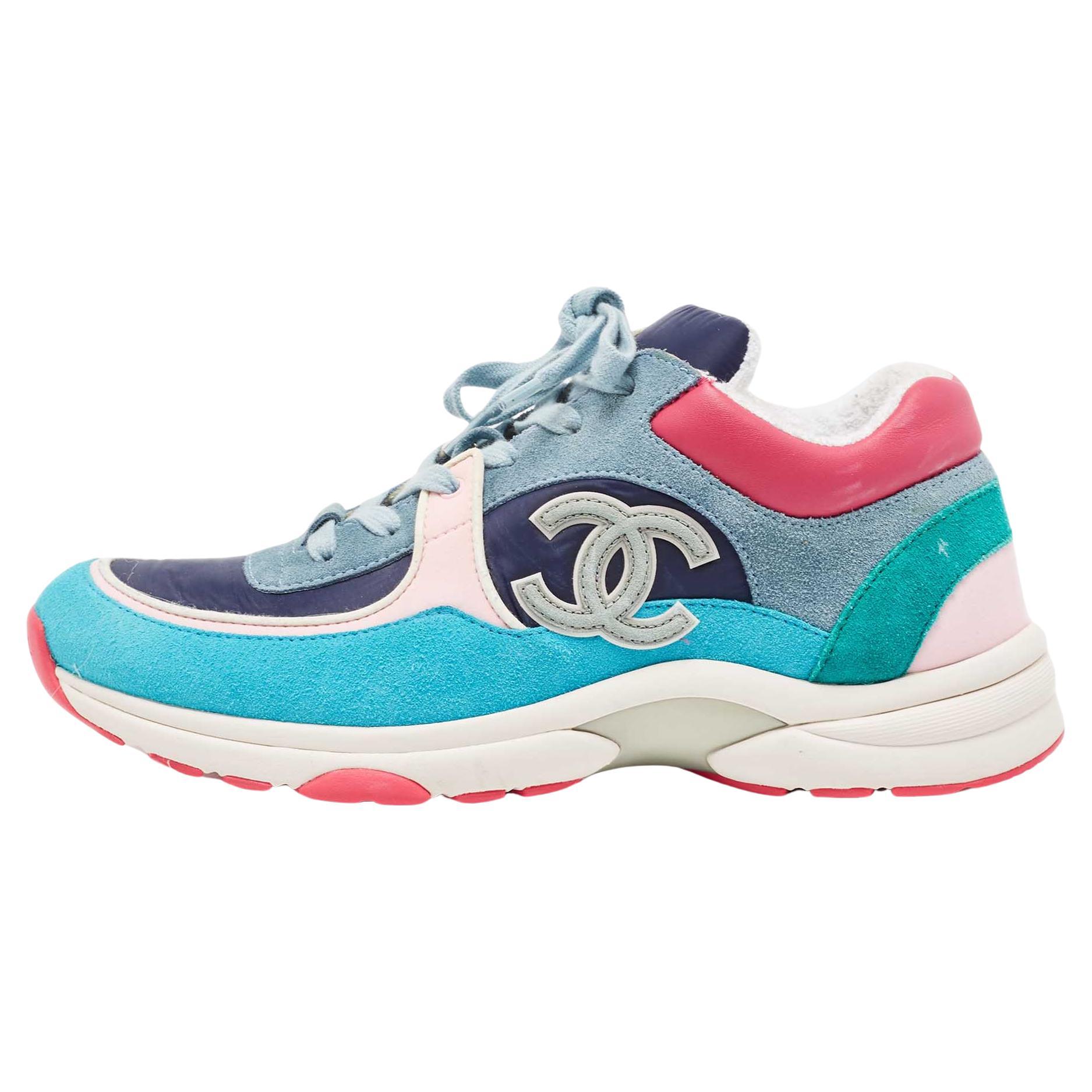 Chanel Multicolor Suede and Nylon CC Low Top Sneakers Size 40 For Sale
