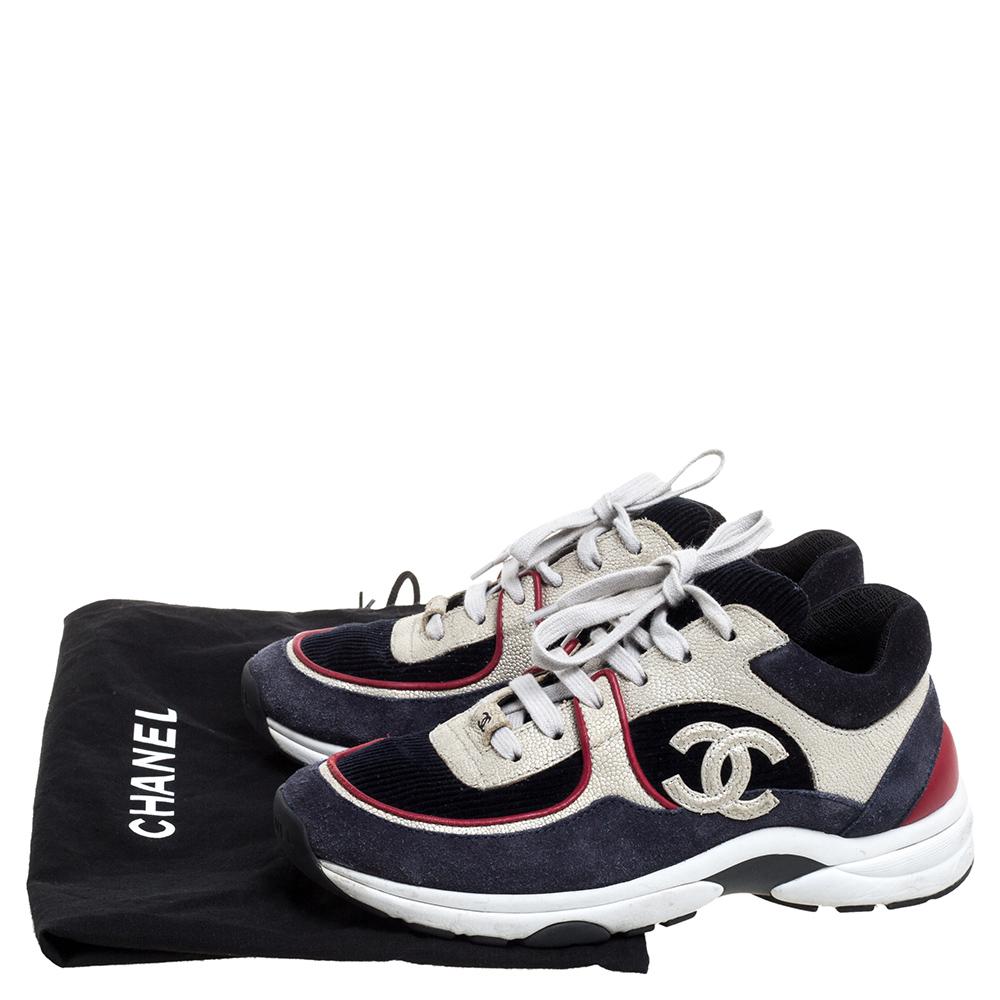 Chanel Multicolor Ante Cuero Y Tela CC Logo Zapatillas Bajas Talla 36 3