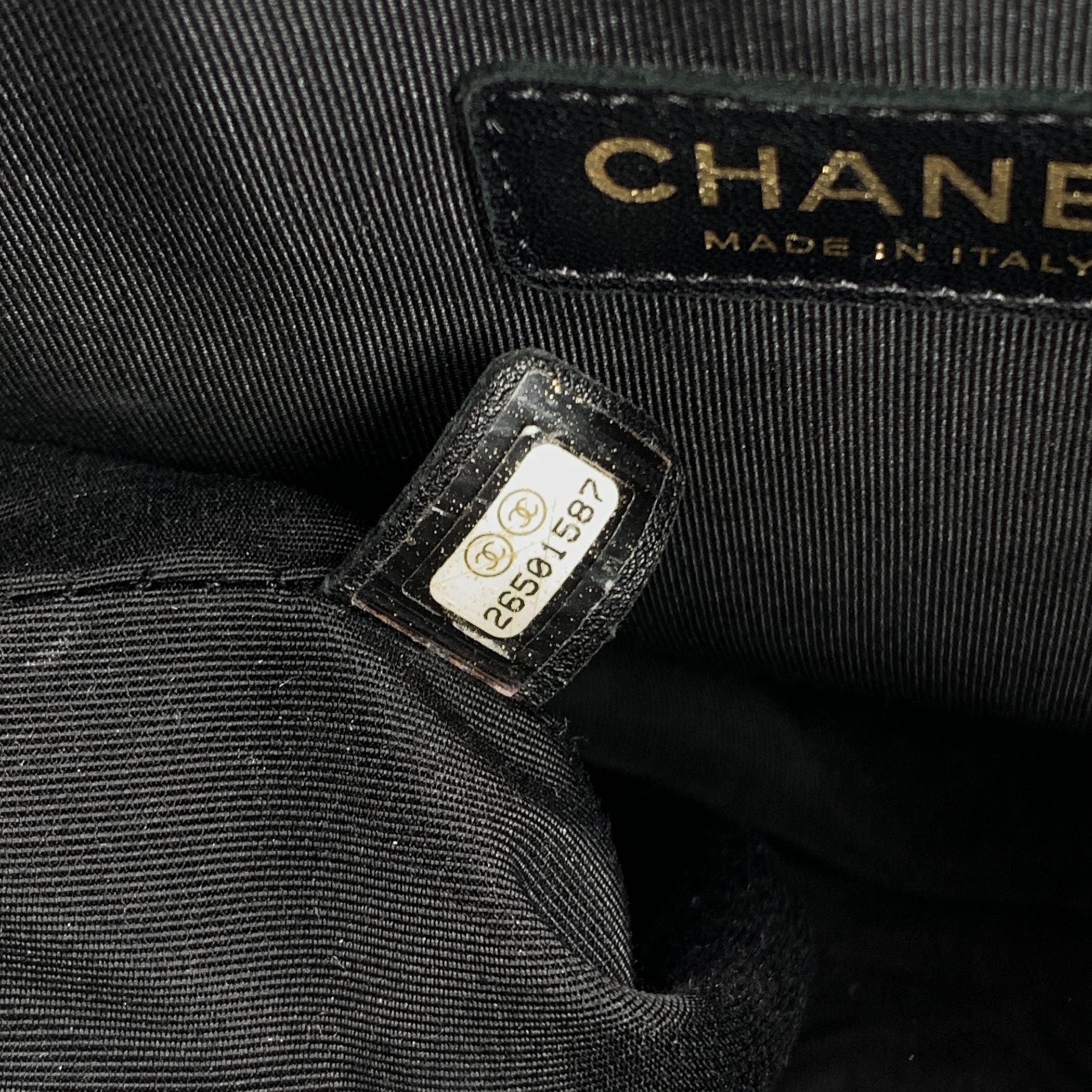 Chanel Multicolor Tweed and Black Leather Large 31 Shopping Bag 3