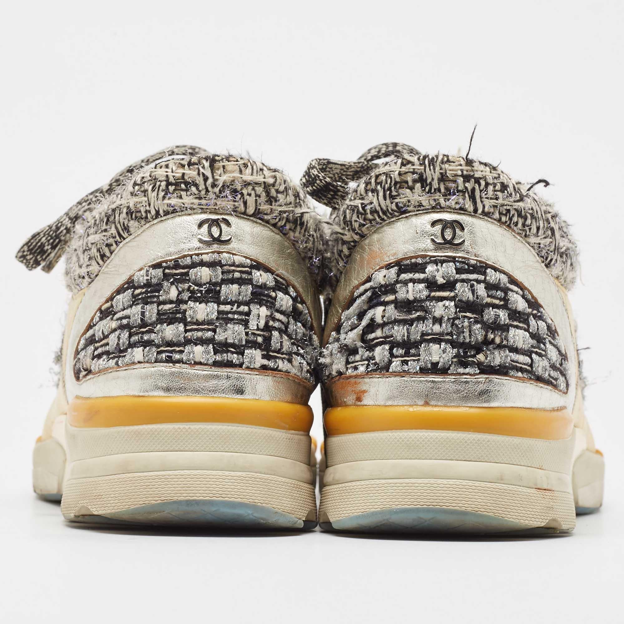 Women's Chanel Multicolor Tweed and Leather Interlocking Sneakers Size 38 For Sale