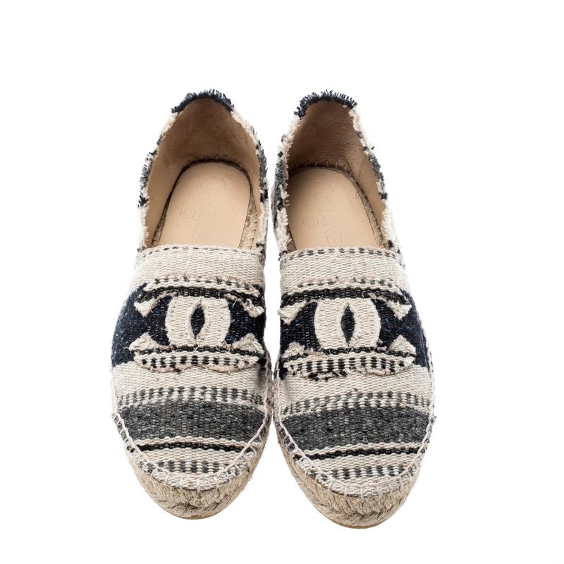 These espadrilles will be your first choice when you are out for long hours because they provide excellent comfort. They are crafted from tweed fabric and designed with the CC logo on the uppers and leather-lined insoles for utmost ease.

Includes: