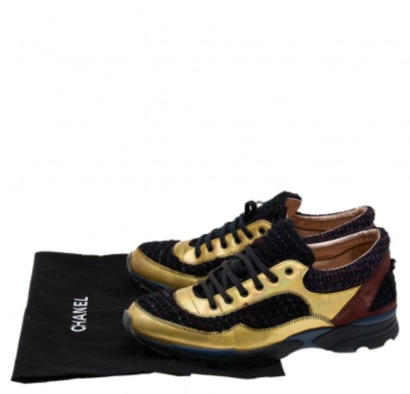 Women's Chanel Multicolor Tweed Fabric And Leather CC Lace Up Sneakers Size 38. For Sale