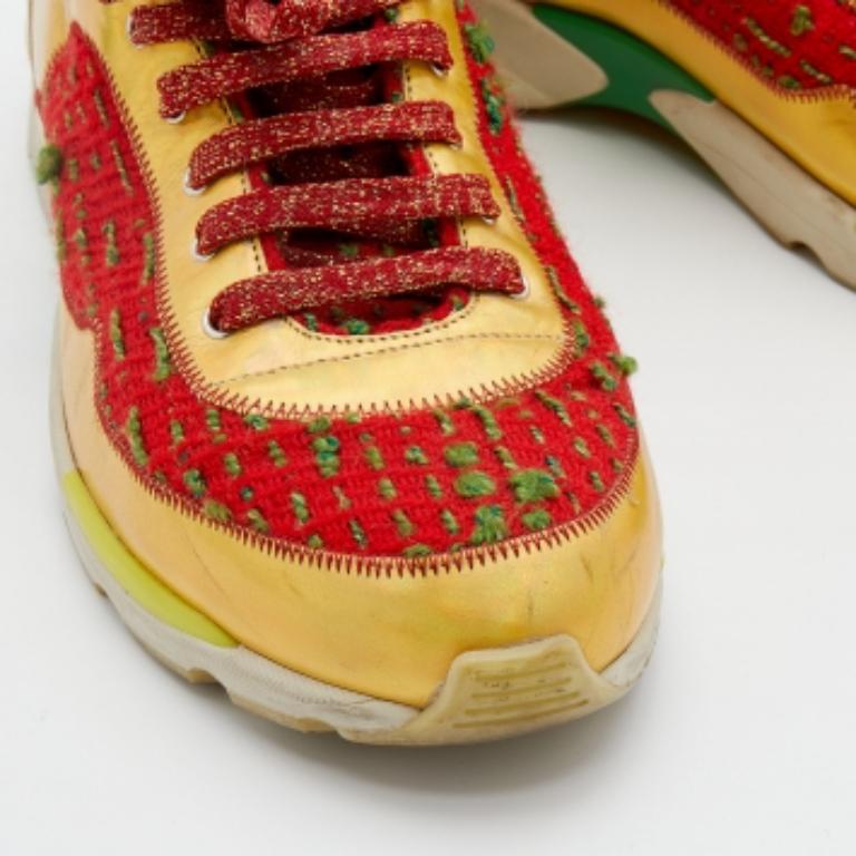 Women's Chanel Multicolor Tweed Fabric And Leather CC Lace Up Sneakers Size 40 For Sale