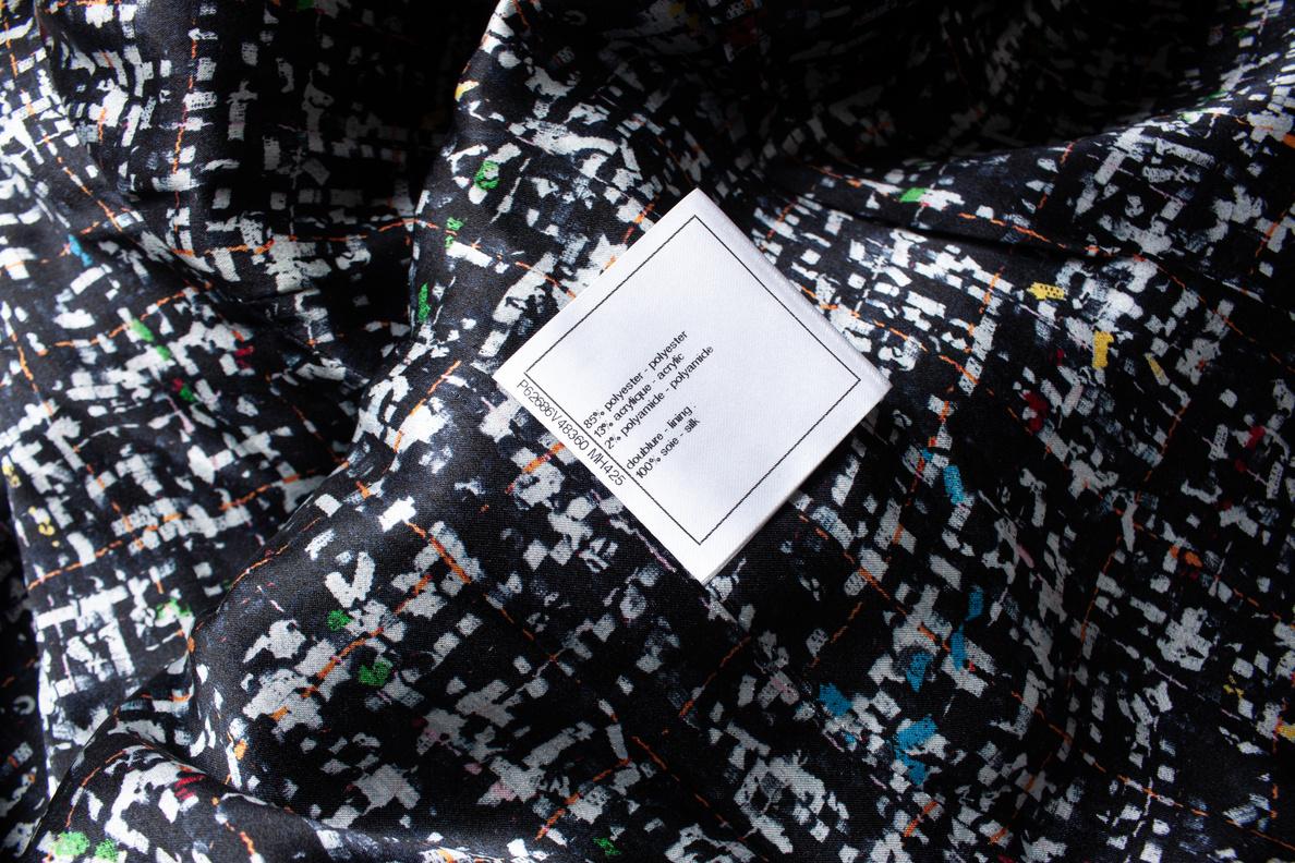 Chanel, multicolor tweed jacket For Sale 3