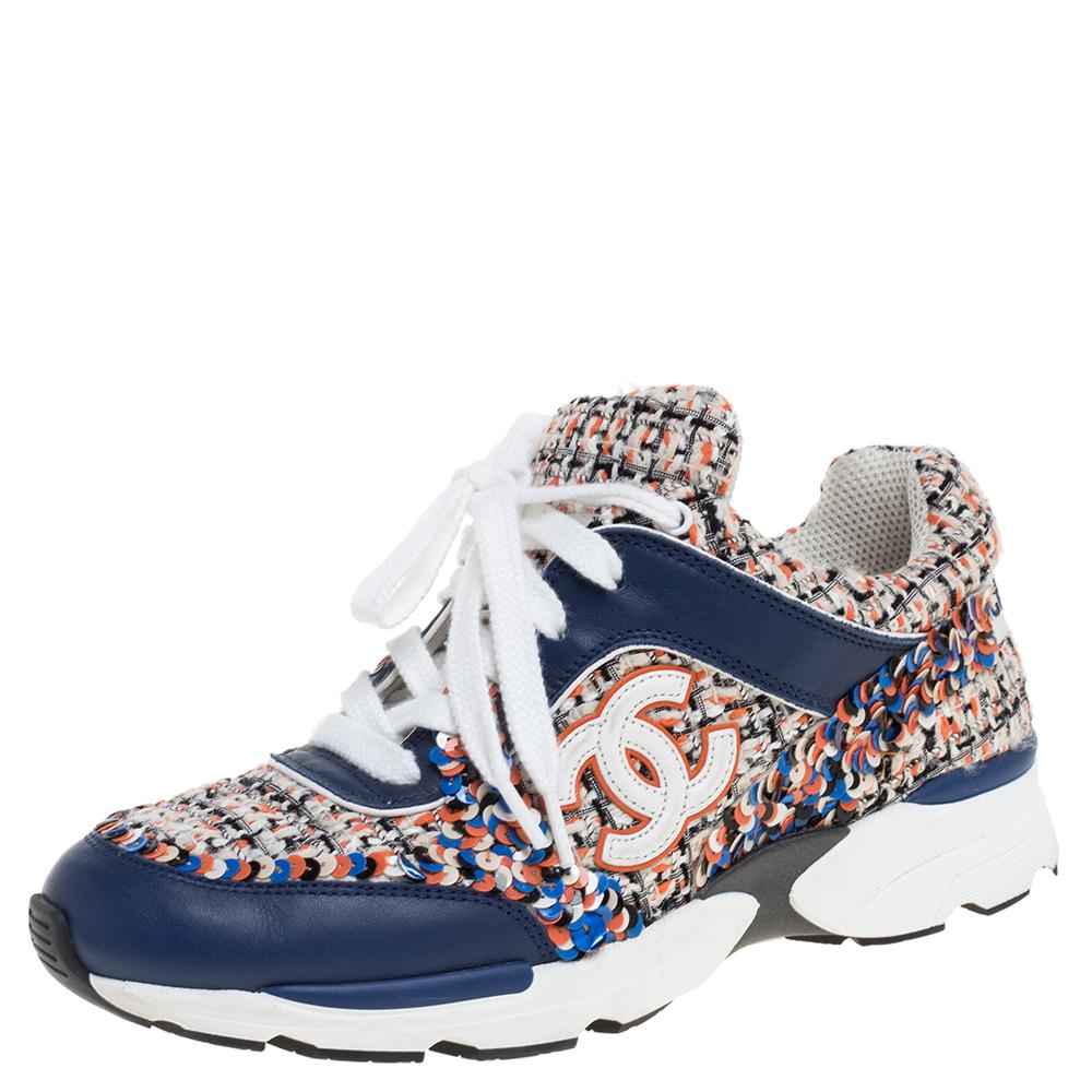 These multicolor sneakers from Chanel are meant for sneaker lovers like you! They have been crafted from tweed and leather and adorned with sequins. They are designed with round toes, lace-ups on the vamps, and the iconic CC logo detailing on the