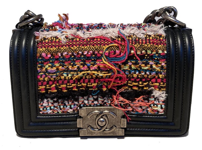 Castanet - Chanel Paris-Dubai Rainbow Tweed Boy Bag ✨🌈