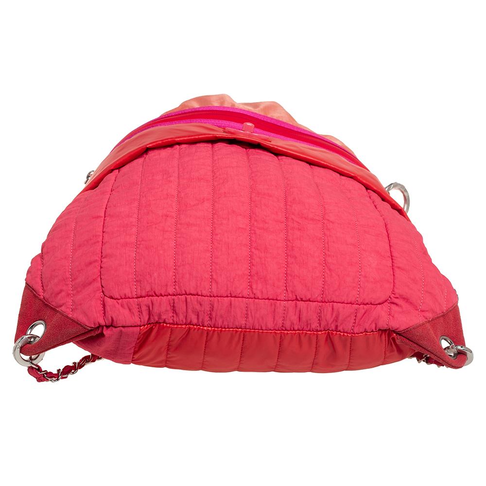 Chanel Multicolor vertikale gesteppte Nylon große Coco Neige Cabrio-Rucksack Damen