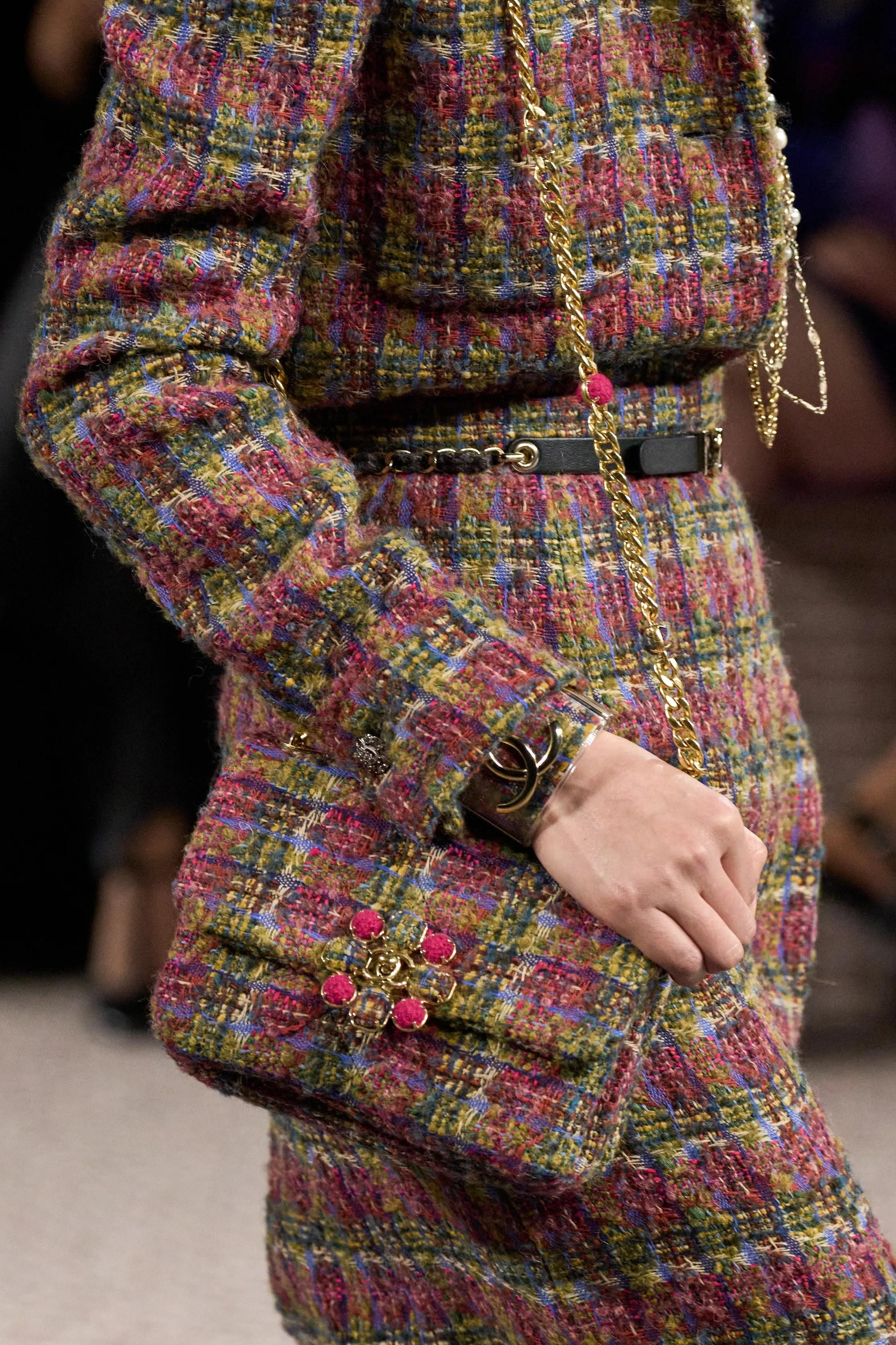 CHANEL multicolor wool mohair 2022 22K TWEED OVER-SHIRT Shirt 42 L For Sale 7