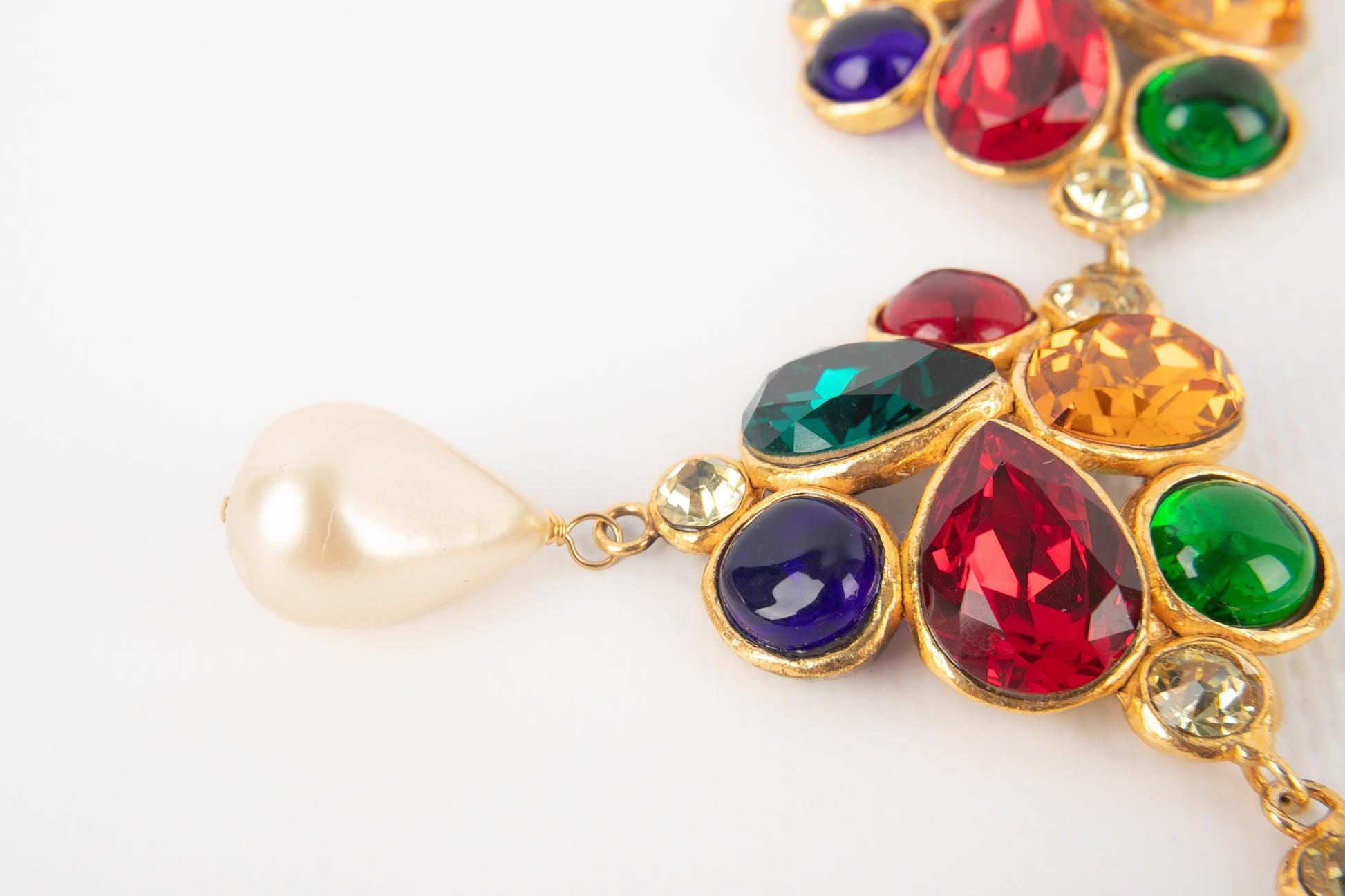 Collana Chanel con strass multicolore, 2cc6 in vendita 5
