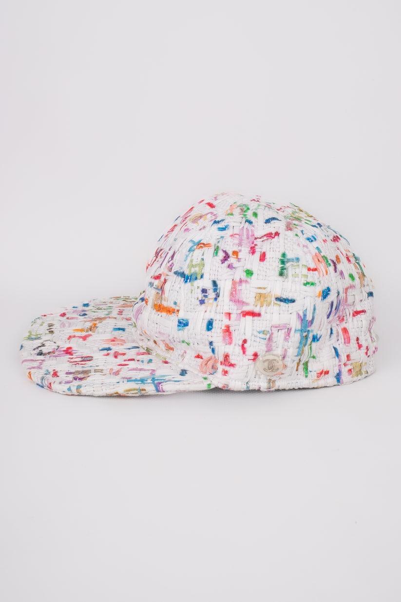 Chanel Multicolored Tweed Cap / Hat In Excellent Condition For Sale In SAINT-OUEN-SUR-SEINE, FR