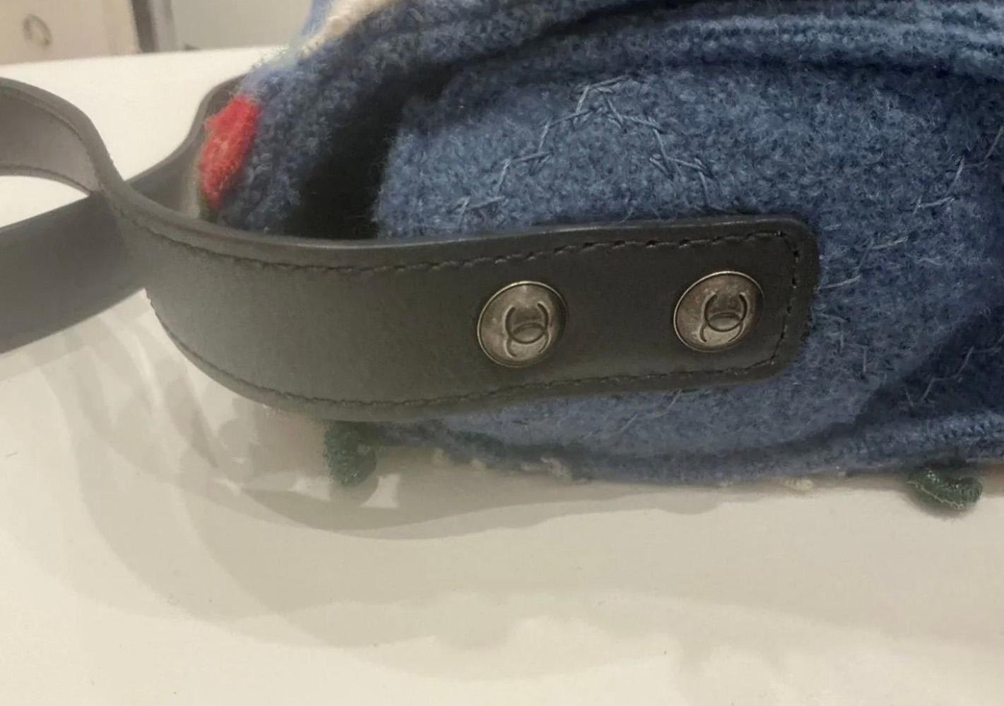 CHANEL Museum Grade Paris / Salzburg Österreichische Charme Tasche im Angebot 8