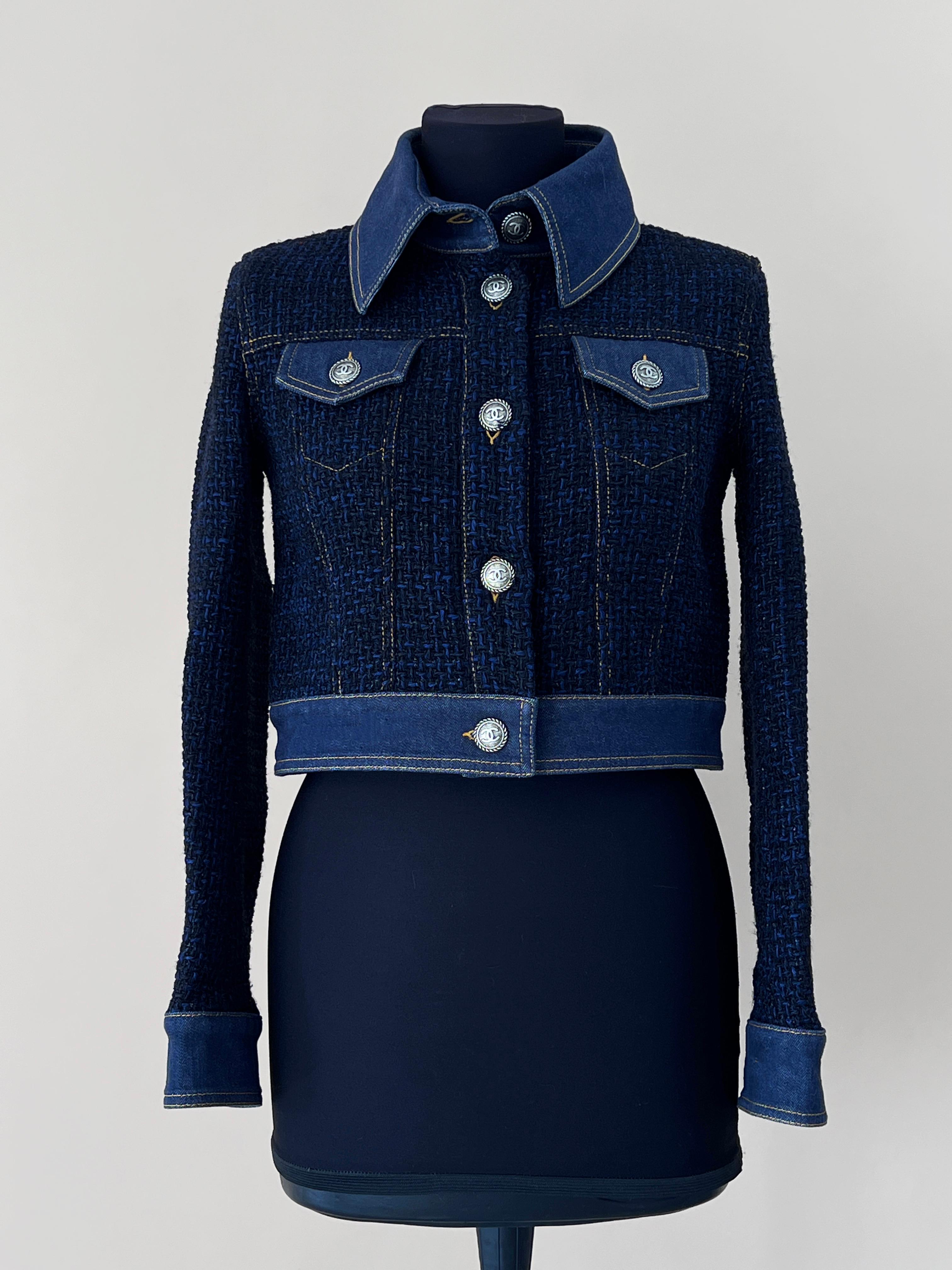 Chanel Must Have Ad Campaign Lesage Tweed Jacket For Sale 7
