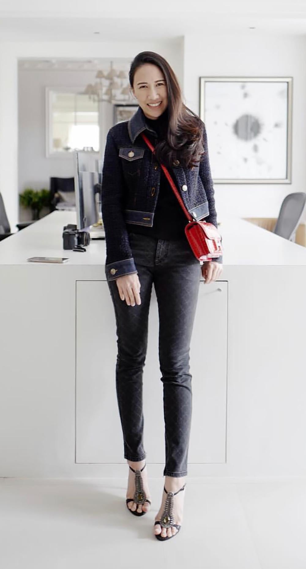 Chanel Must Have Ad Campaigner Lesage Tweed Jacket en vente 5