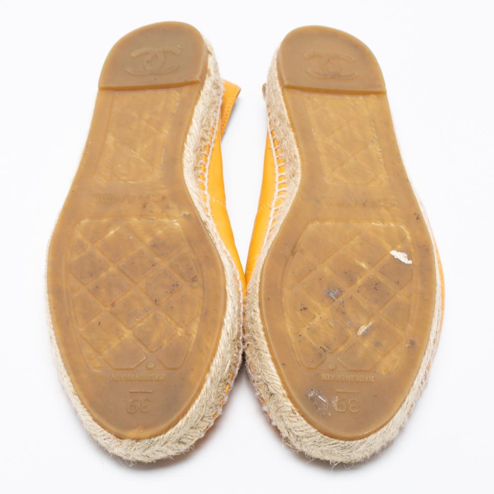 Chanel Mustard Leather CC Espadrille Flats Size 39 3