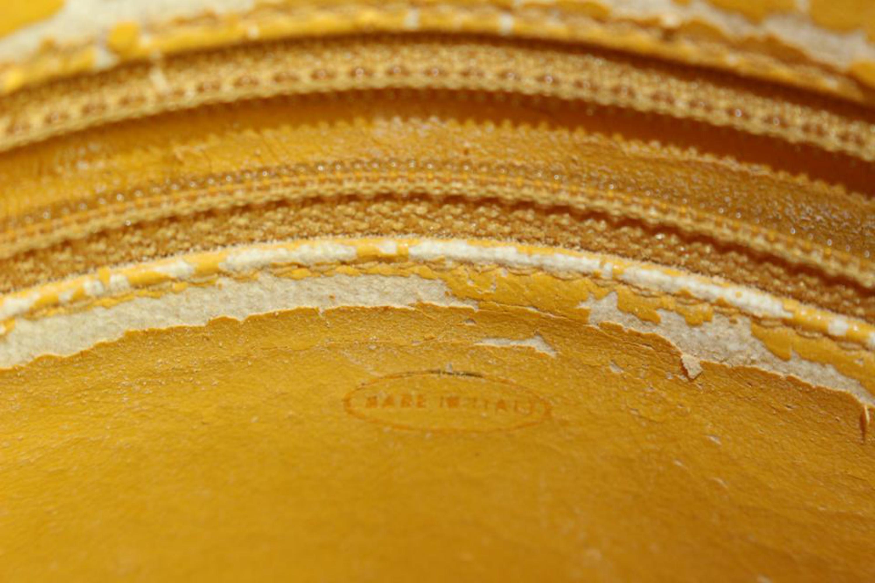 Chanel - Sac fourre-tout en cuir caviar jaune moutarde avec chaîne CC intemporelle, 1115c5 État moyen à Dix hills, NY