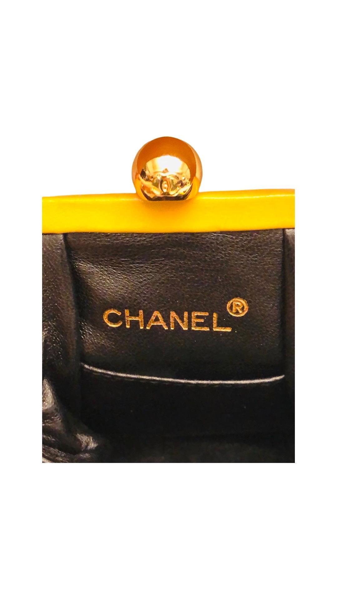 Chanel Mustard Yellow Quilted Lambskin Kiss-Lock Purse Handbag For Sale 1