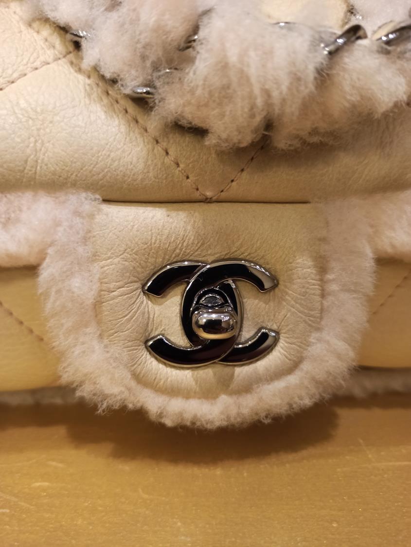 Bolso Chanel Mutton Classic en Excelente Estado en Gazzaniga (BG), IT
