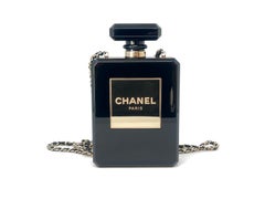 Chanel N5 Schwarz Parfümflasche Minaudière Cruise Collection 2013