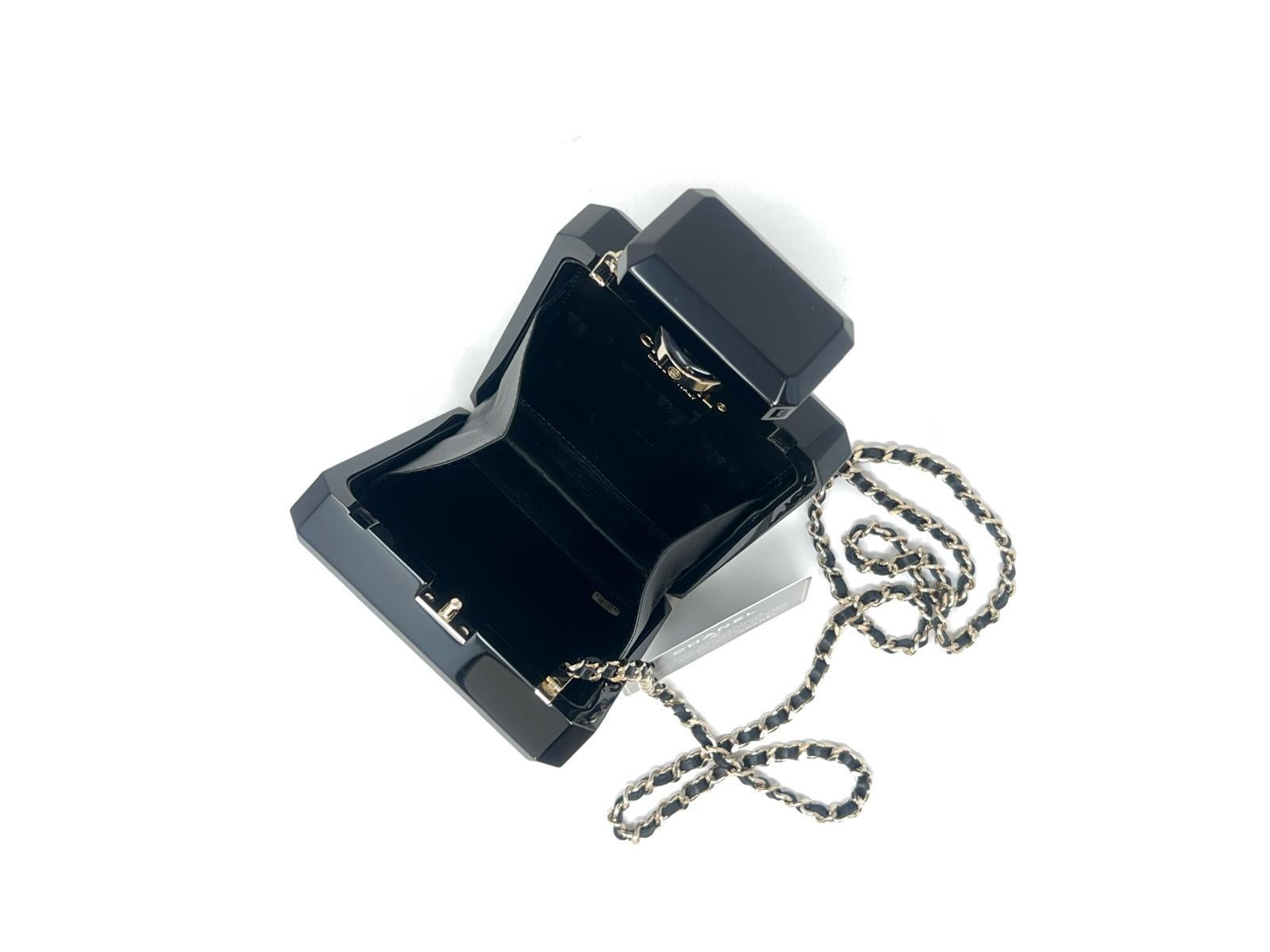 Chanel N5 Black Perfume Bottle Minaudière Cruise Collection 2013  For Sale 2