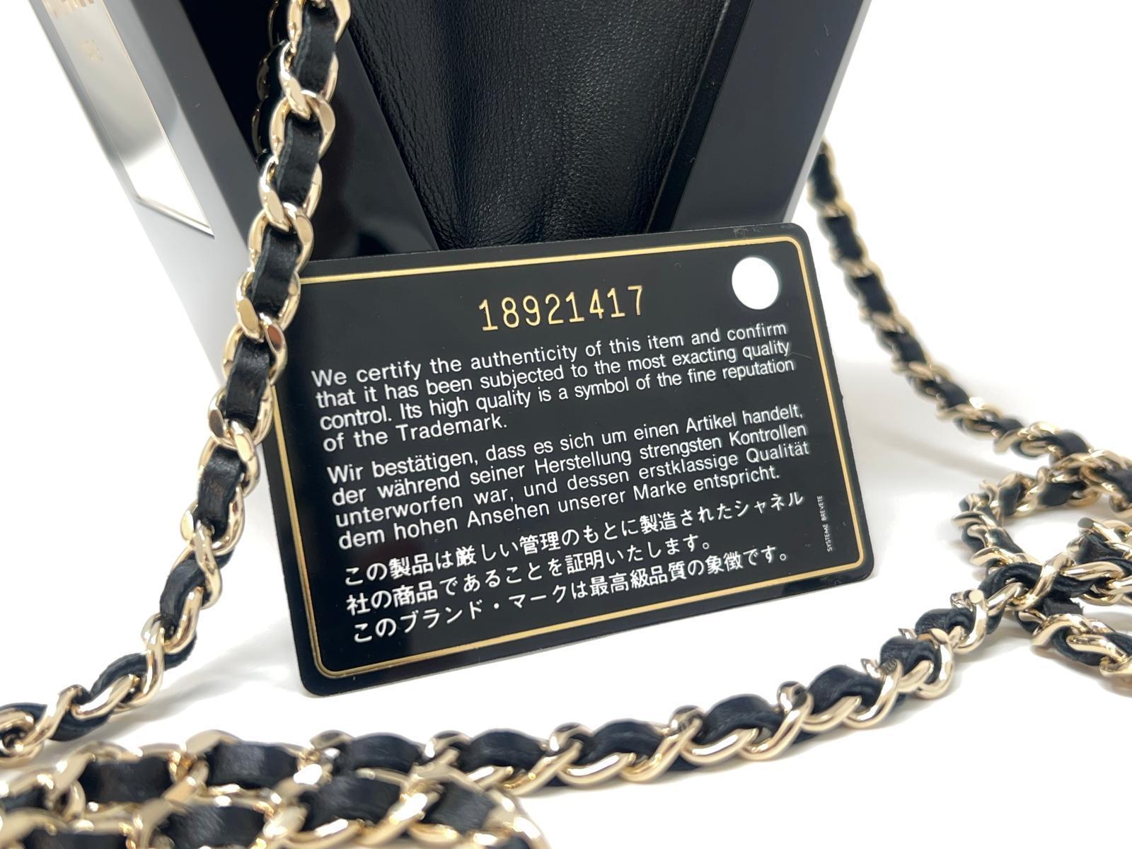 Chanel N5 Black Perfume Bottle Minaudière Cruise Collection 2013 3
