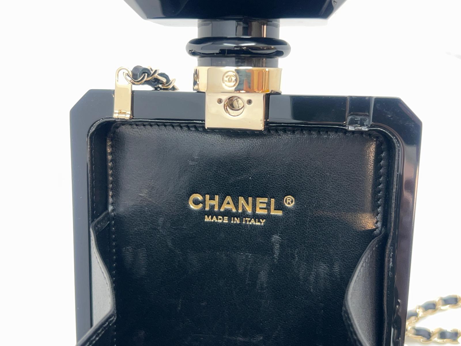 Chanel N5 Black Perfume Bottle Minaudière Cruise Collection 2013  For Sale 5