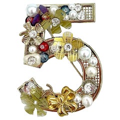 CHANEL N°5 Brooch Flowers and Pearls