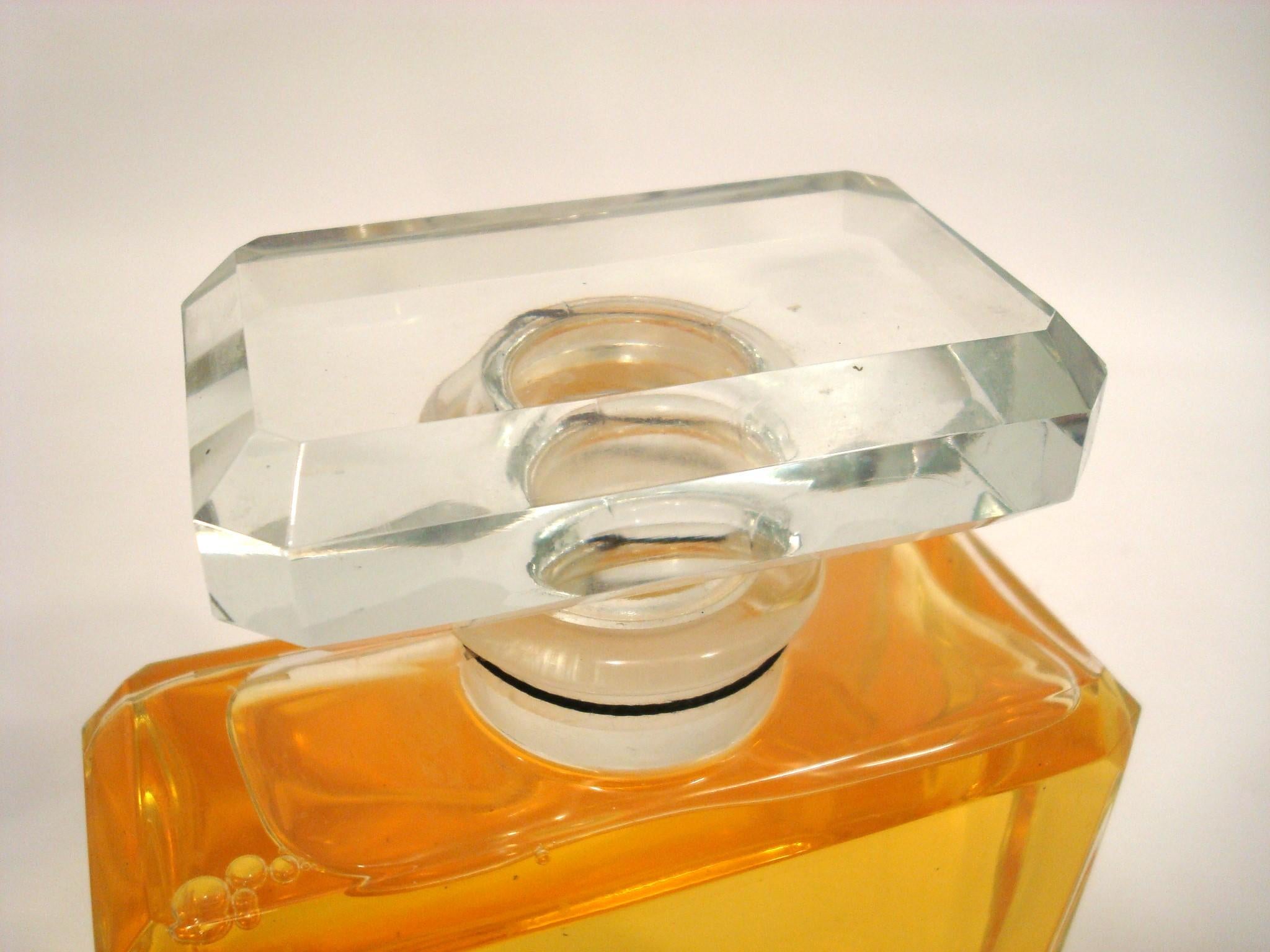 Chanel N5 Huge Store Display Perfume Bottle Advertising, France, 20th Century For Sale 2