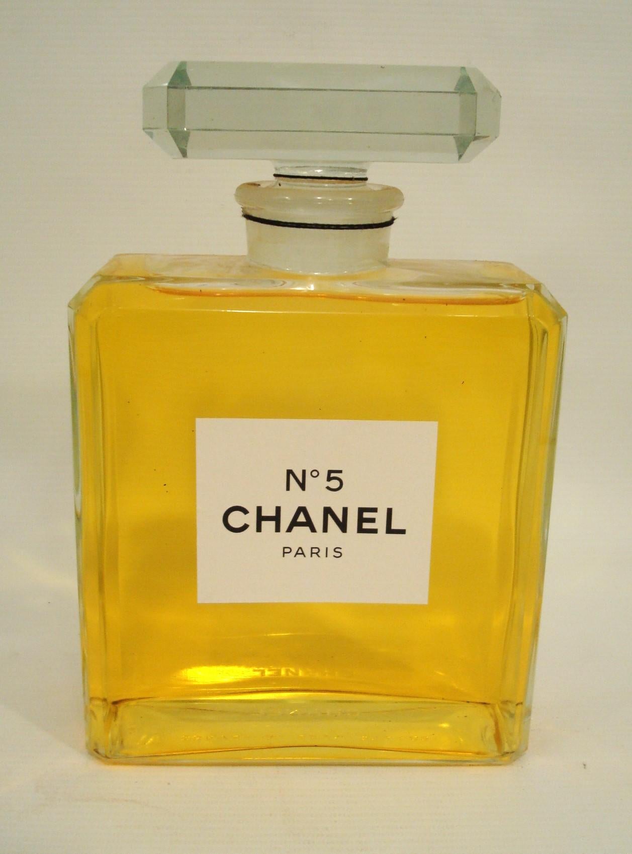 chanel display bottle