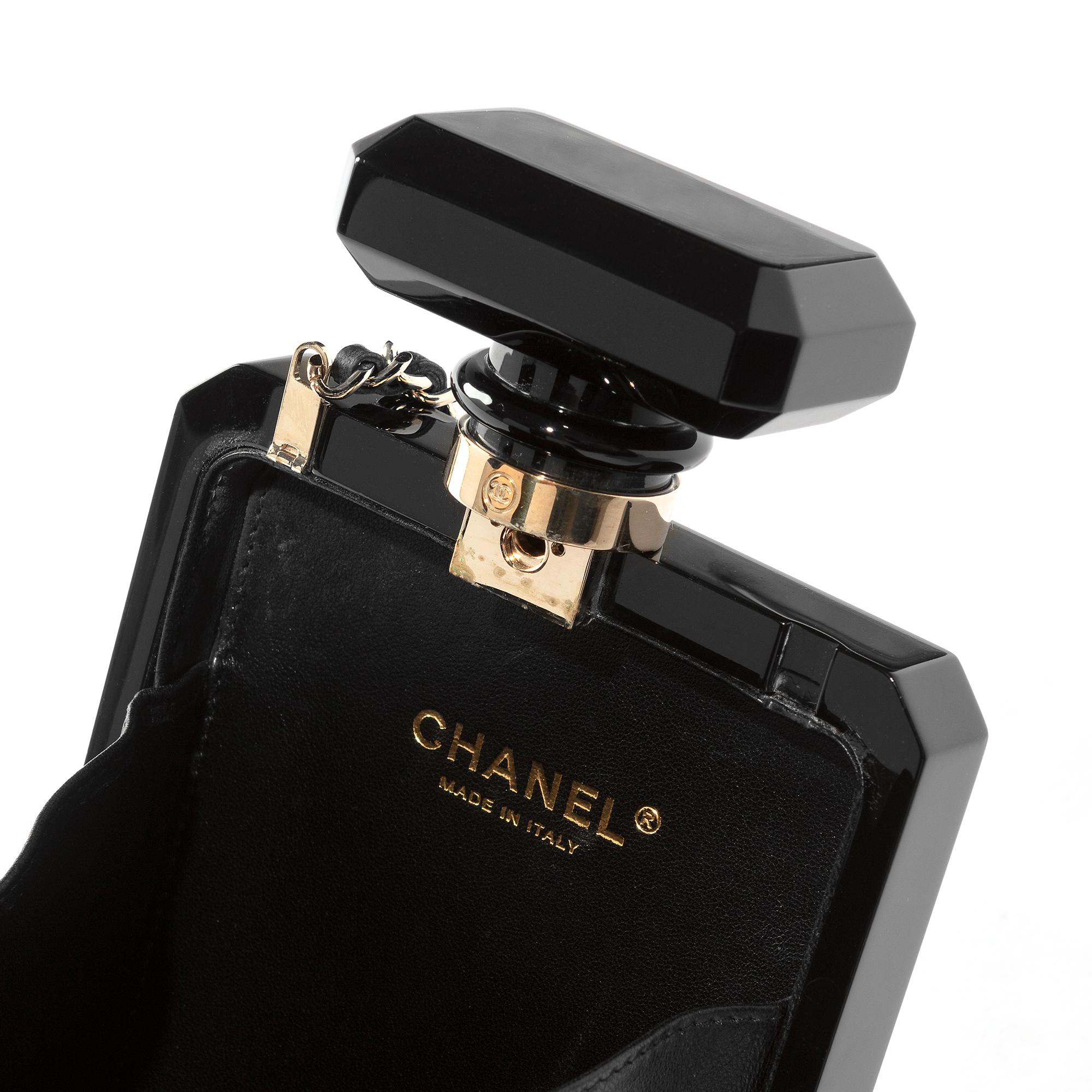Chanel N5 Perfume Bottle Minaudière 2013  For Sale 3