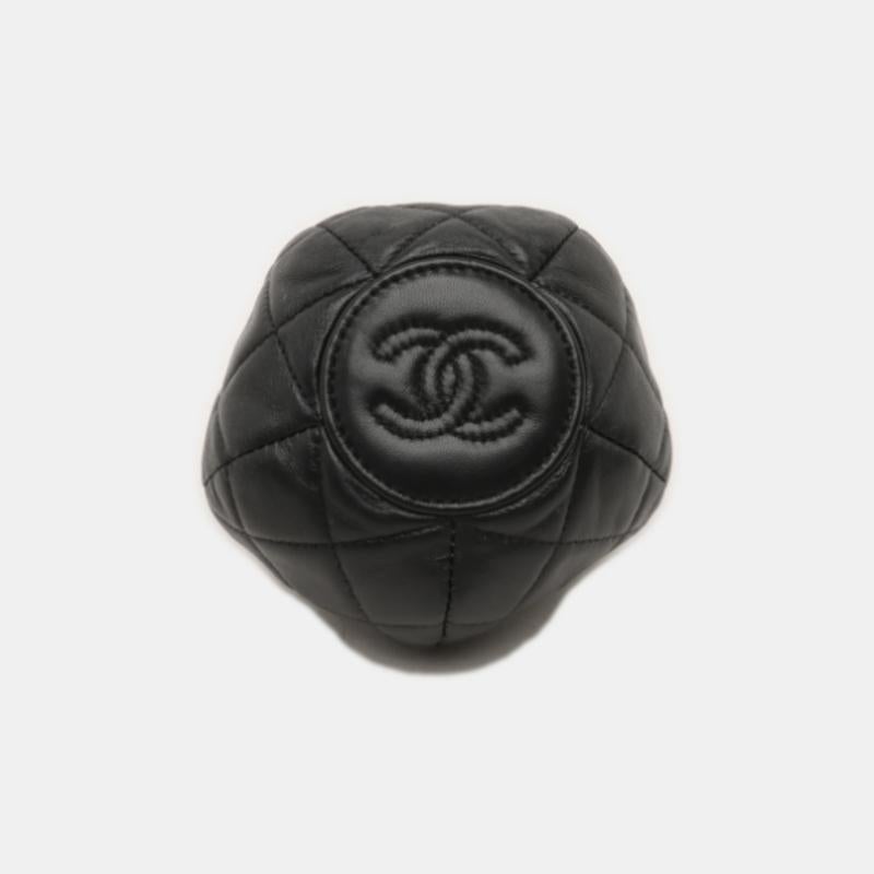 Chanel Nano Bucket Round Clutch Black Lambskin Gold HW Sling Bag In Excellent Condition For Sale In AUBERVILLIERS, FR