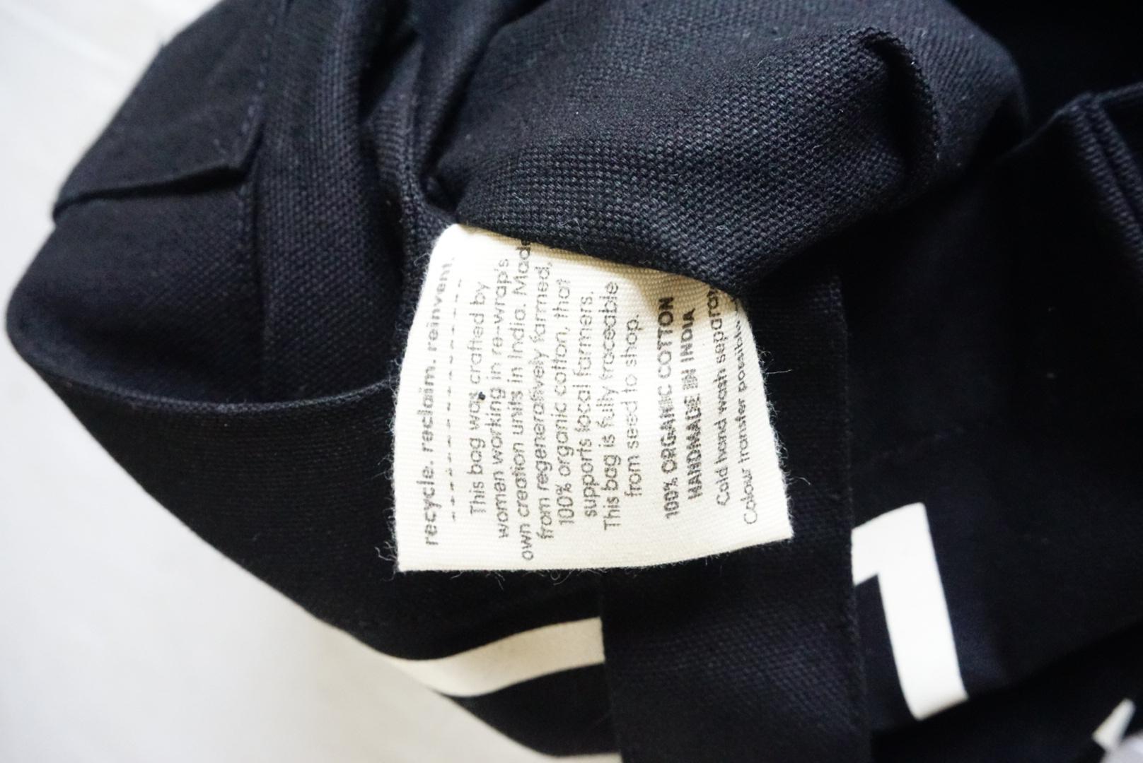 Chanel Natural Black Logo Organic Cotton Canvas Square Tote Bag V&A Handmade New For Sale 1