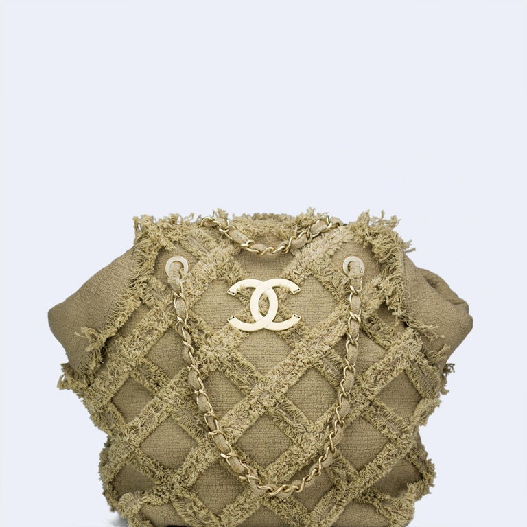 Chanel Natural Woven Basket Quilted Nature Beige Tweed Tote For Sale at  1stDibs