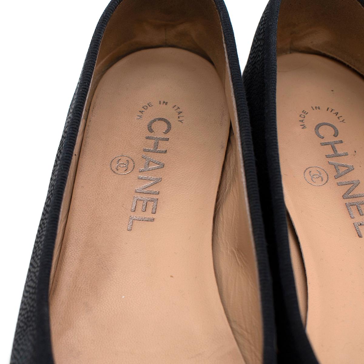 Women's Chanel Navy & Black Caviar Leather Ballerina Flats - Us Size 9.5