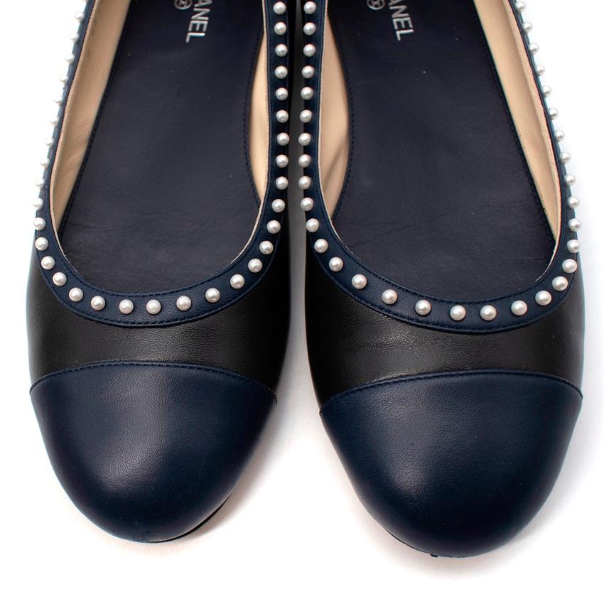 Chanel Navy & Black Faux-Pearl Trim Ballerinas For Sale 3