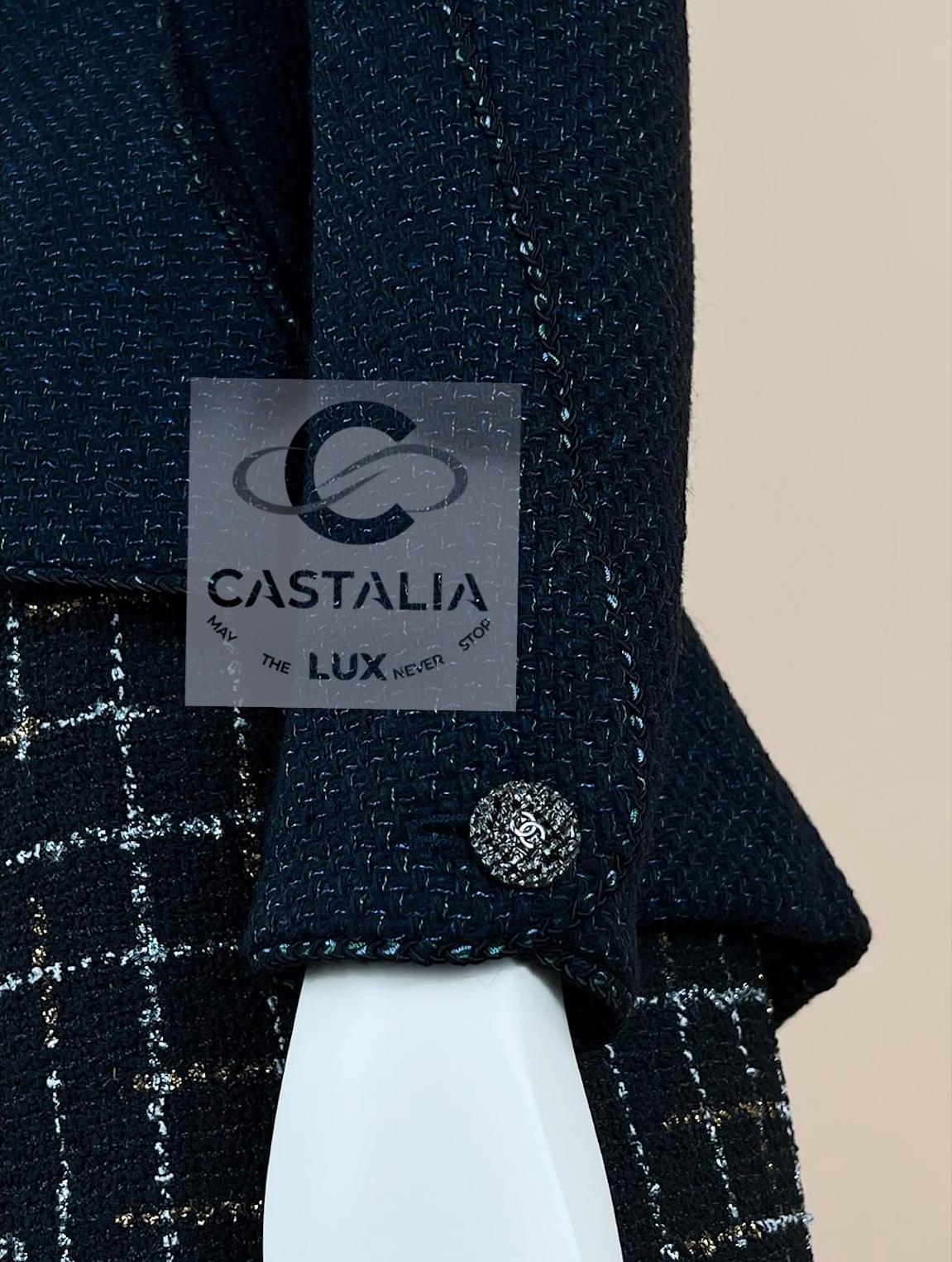 Chanel Giacca in tweed Lesage nera e blu navy 38 FR in vendita 4