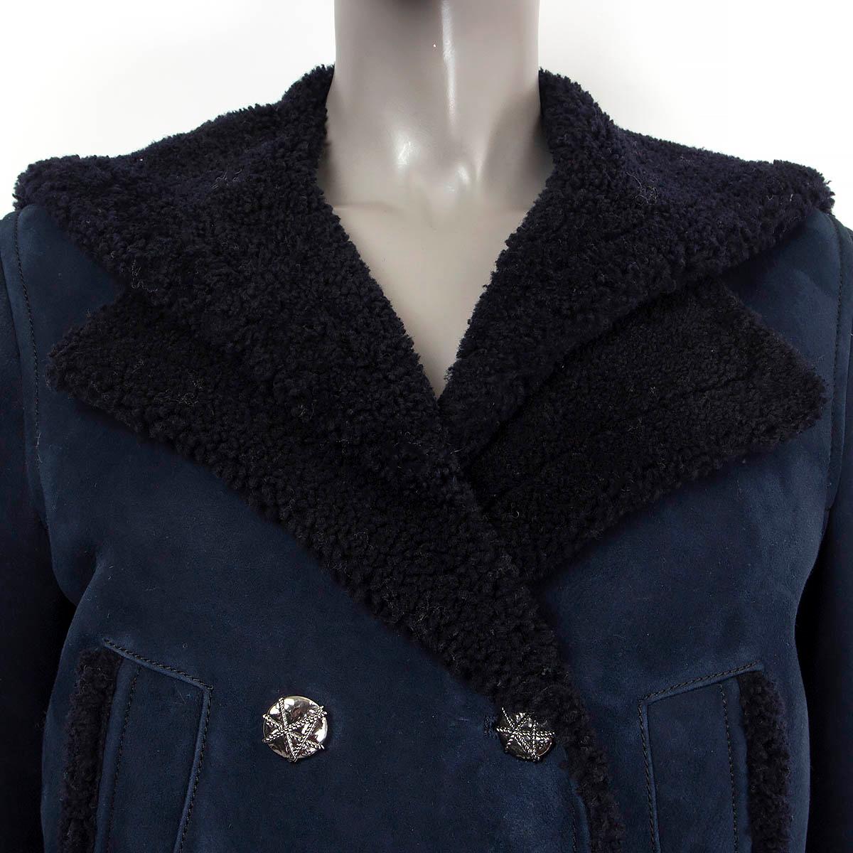 CHANEL navy blue 2018 18A HAMBURG SUEDE & SHEARLING Coat Jacket 38 S For Sale 1