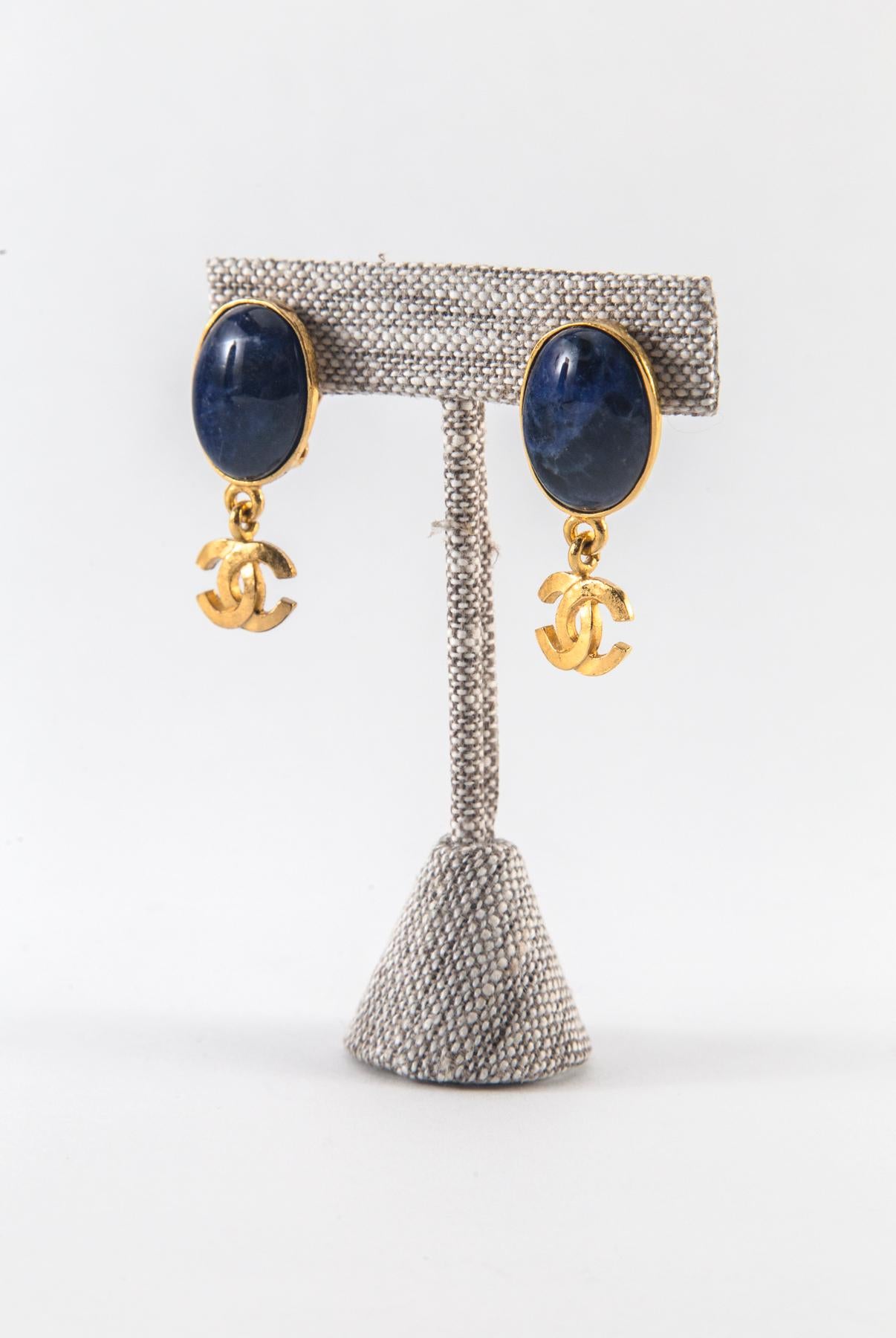 Chanel Navy Blue and Gold Earrings In Good Condition In Westport, CT
